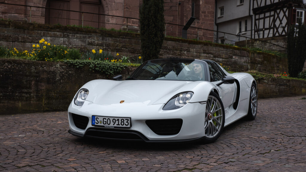 Porsche 918